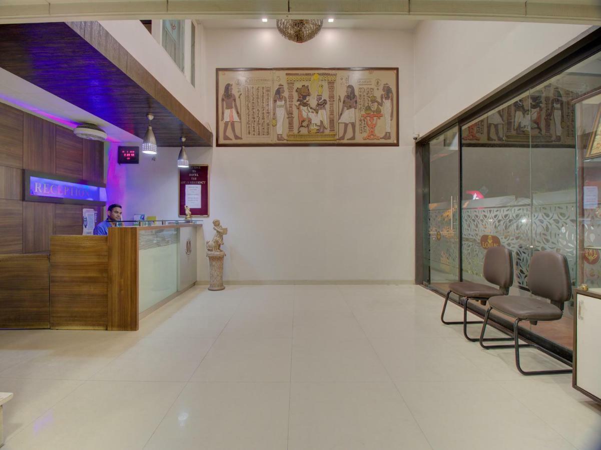 Oyo 35844 Hotel Lotus Residency Sangli Exterior photo