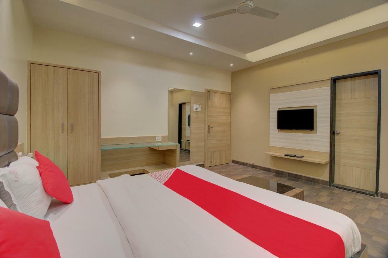 Oyo 35844 Hotel Lotus Residency Sangli Exterior photo